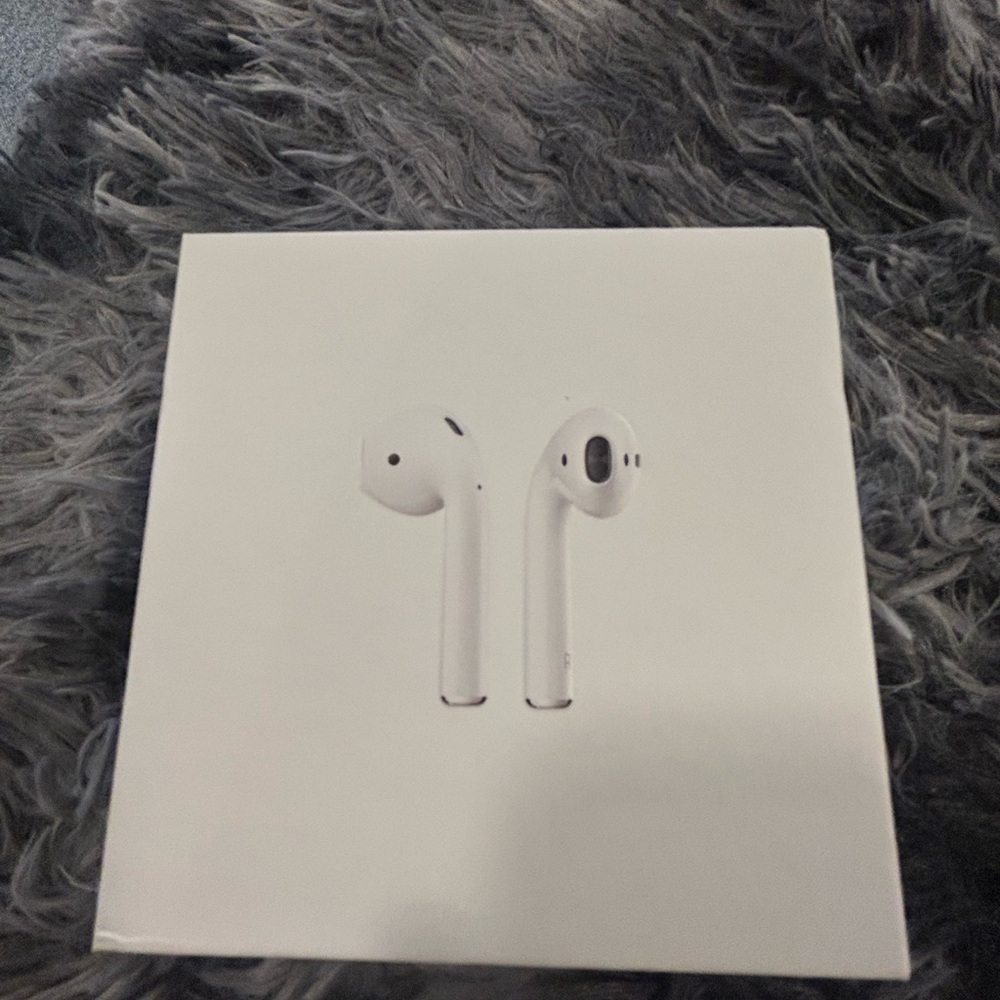 Apple White Earbud Headphones Second Generation